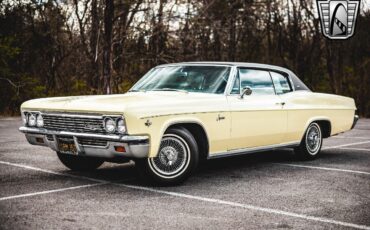 Chevrolet-Caprice-1966-Yellow-Black-83536-3