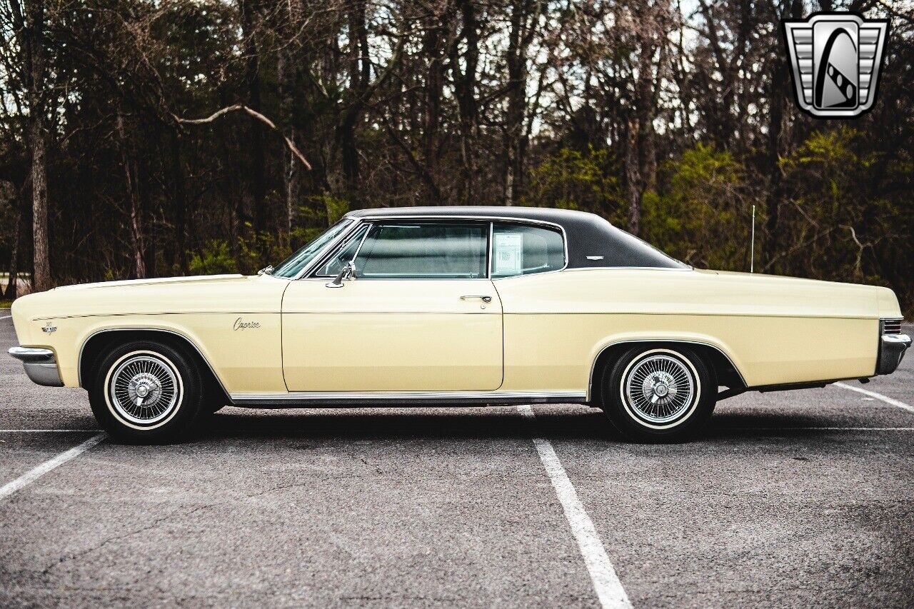 Chevrolet-Caprice-1966-Yellow-Black-83536-4