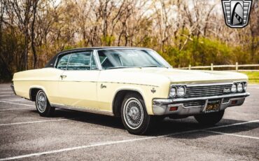 Chevrolet-Caprice-1966-Yellow-Black-83536-9