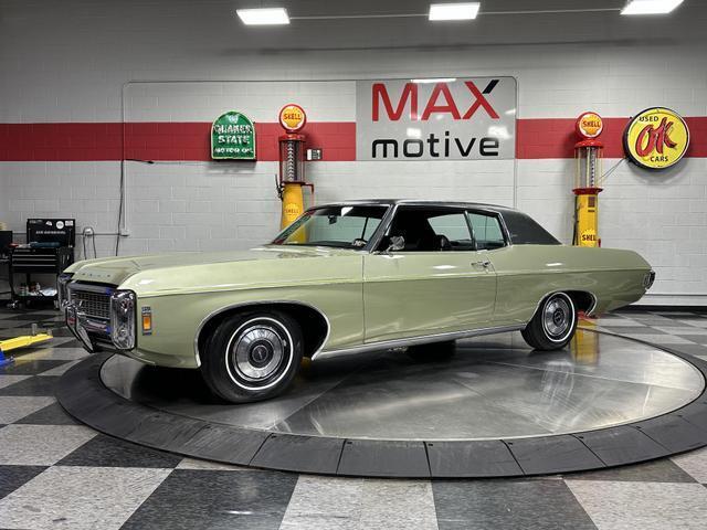 Chevrolet-Caprice-1969-Green-Black-96609-2