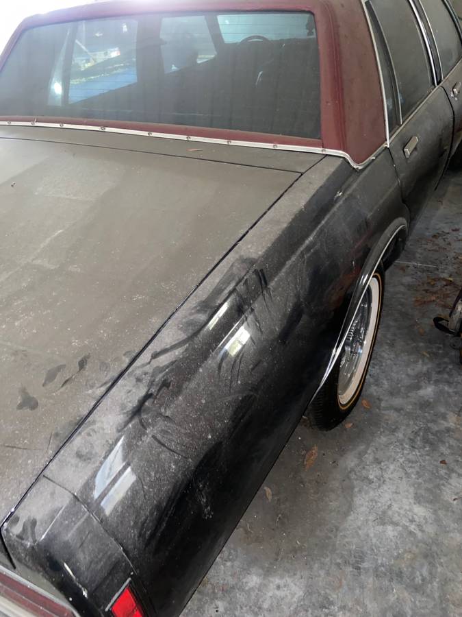 Chevrolet-Caprice-1984-black-687677-14