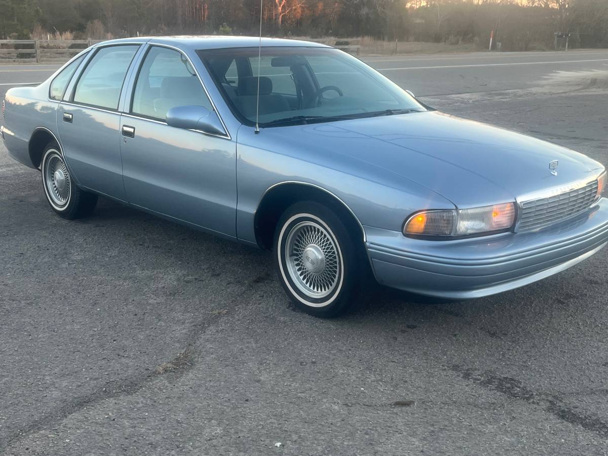 Chevrolet-Caprice-1995-2