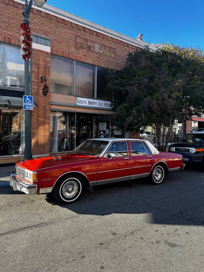 Chevrolet-Caprice-classic-1980