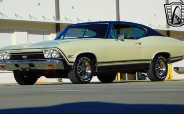 Chevrolet-Chevelle-1968-Ivory-Black-85078-3