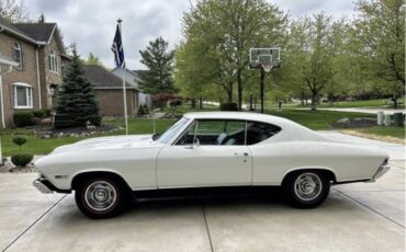 Chevrolet-Chevelle-1968-white-95464-2