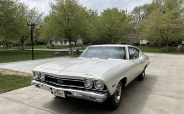 Chevrolet-Chevelle-1968-white-95464-4