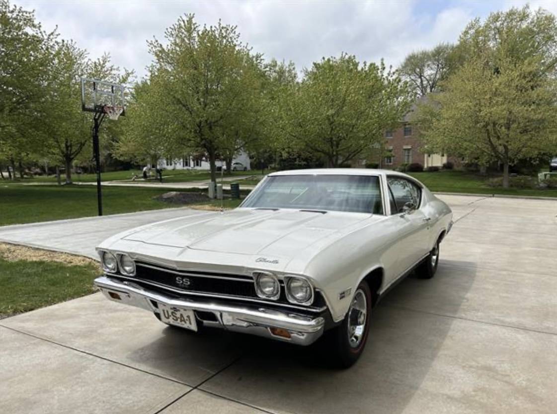 Chevrolet-Chevelle-1968-white-95464-4