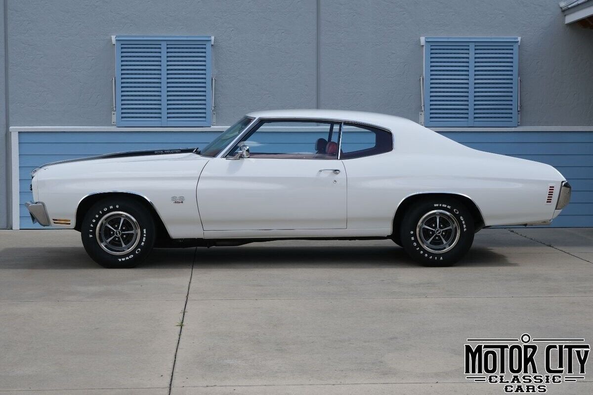 Chevrolet-Chevelle-1970-White-Red-0-5