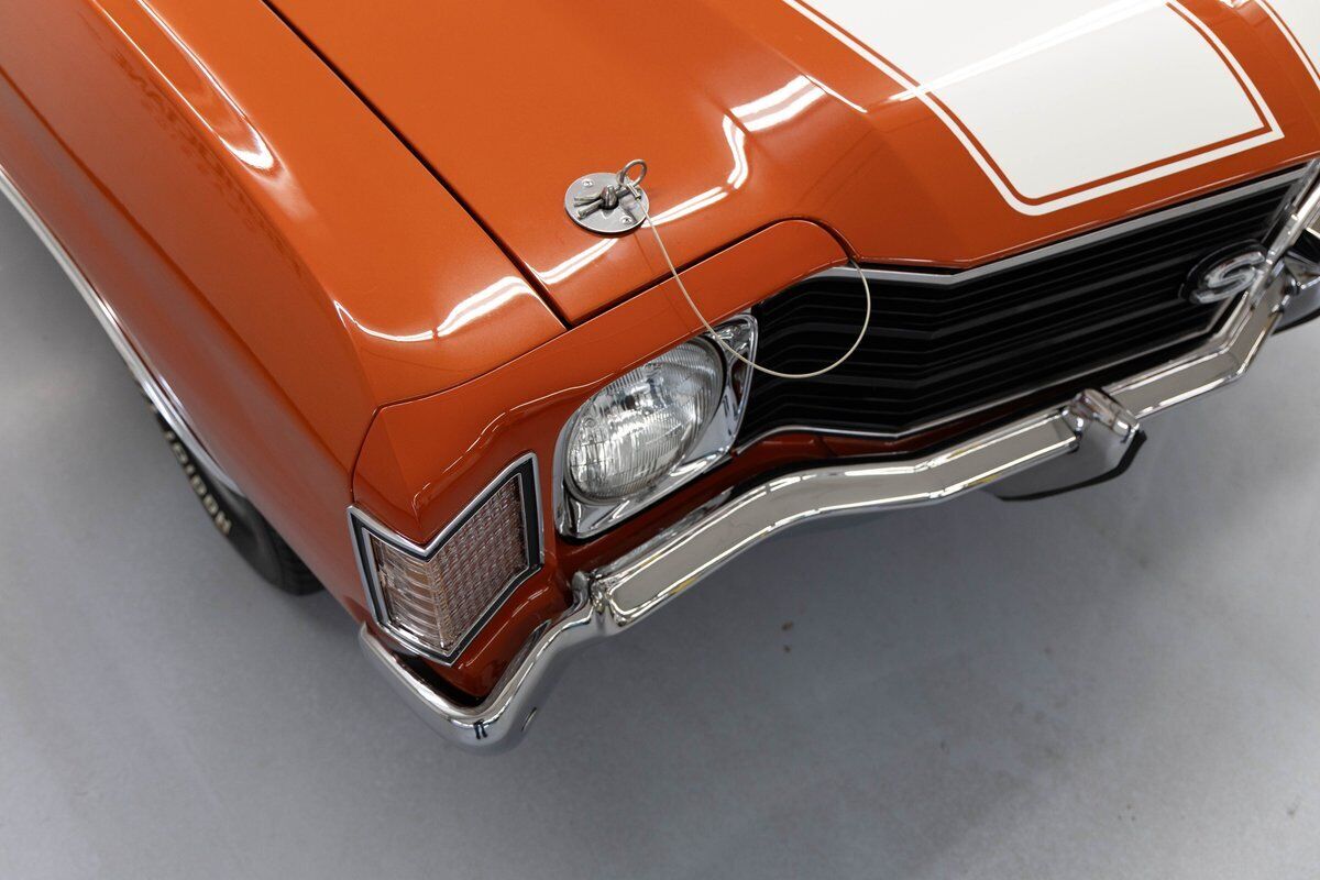 Chevrolet-Chevelle-1972-Orange-White-0-11