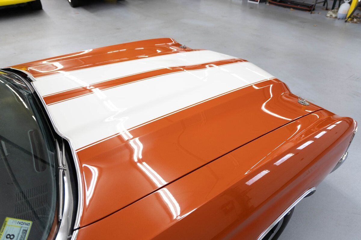 Chevrolet-Chevelle-1972-Orange-White-0-14