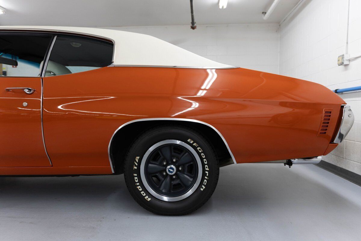 Chevrolet-Chevelle-1972-Orange-White-0-25