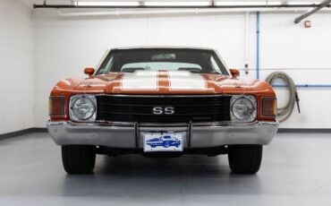 Chevrolet-Chevelle-1972-Orange-White-0-5