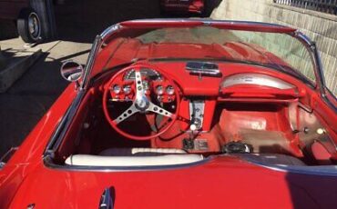 Chevrolet-Chevelle-Cabriolet-1960-Red-Red-125101-8