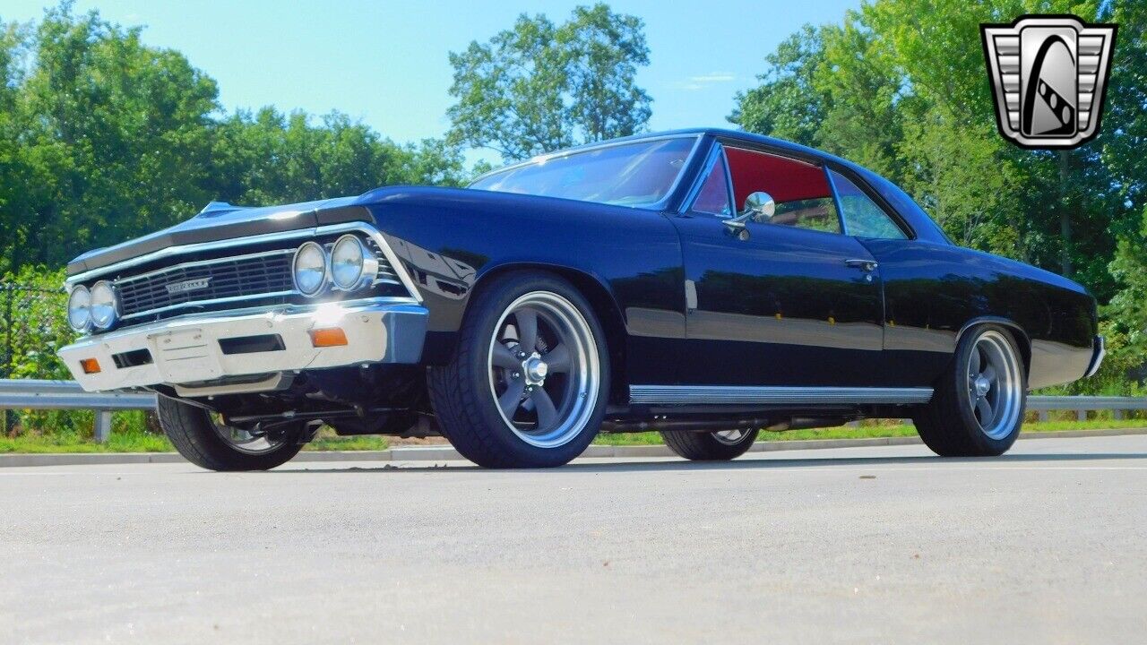 Chevrolet-Chevelle-Coupe-1966-Black-Red-251-3