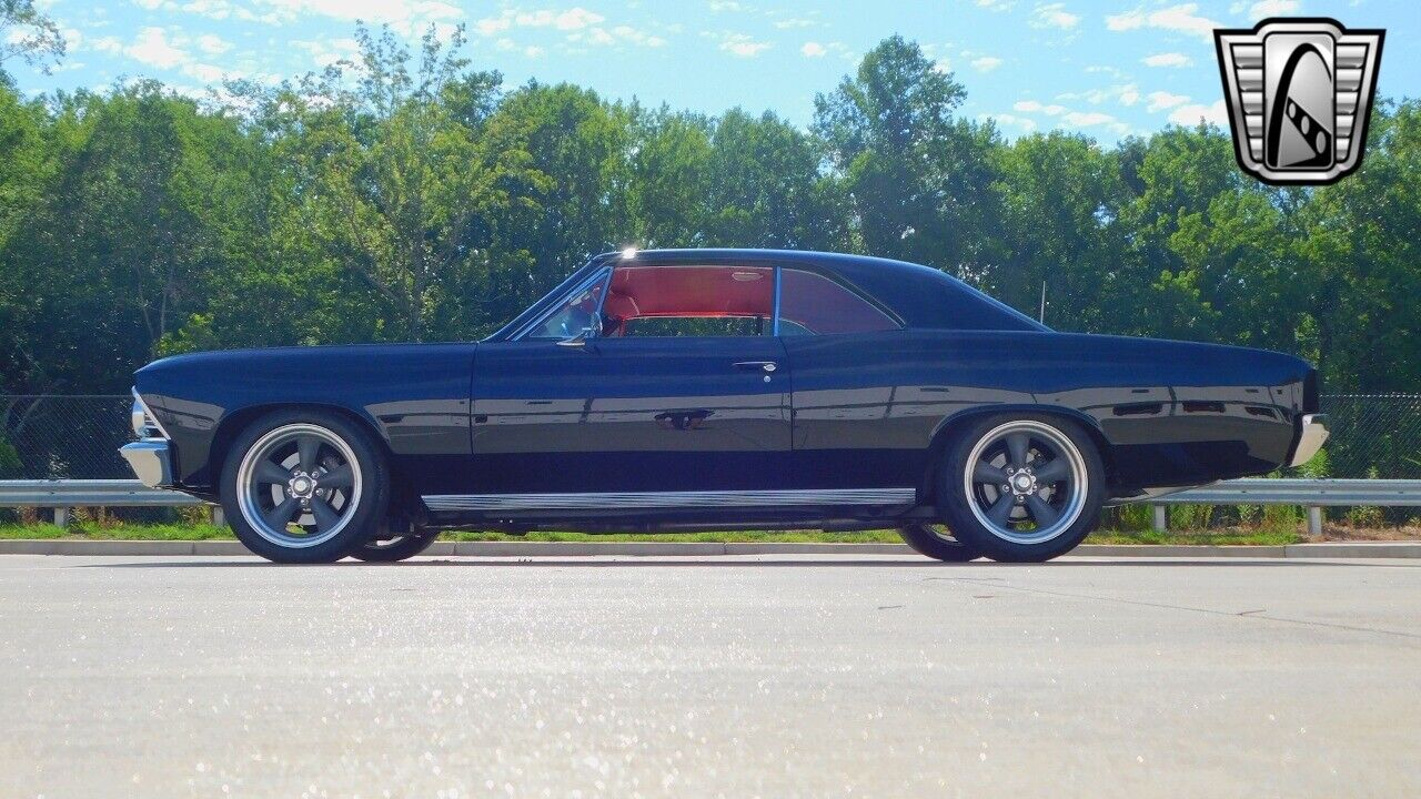 Chevrolet-Chevelle-Coupe-1966-Black-Red-251-4