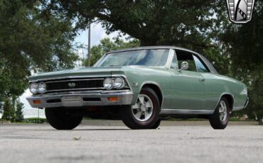 Chevrolet-Chevelle-Coupe-1966-Green-Black-128606-2