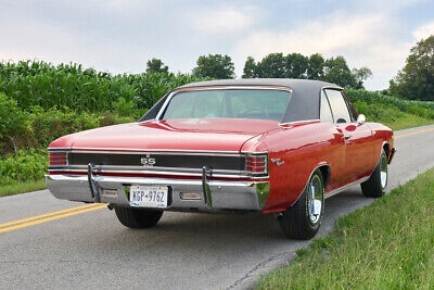 Chevrolet-Chevelle-Coupe-1967-Red-Black-0-6