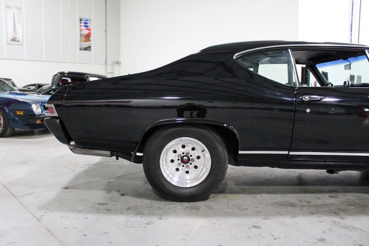 Chevrolet-Chevelle-Coupe-1968-Black-Black-1362-8