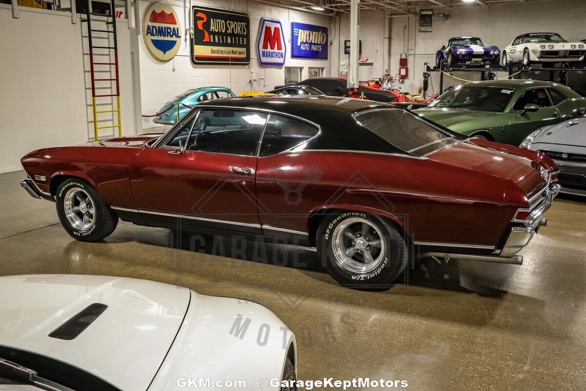 Chevrolet-Chevelle-Coupe-1968-Maroon-4691-11