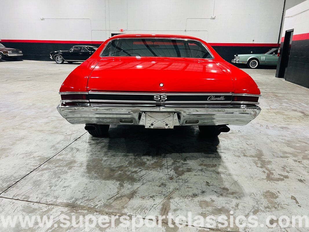 Chevrolet-Chevelle-Coupe-1968-Red-Black-0-3