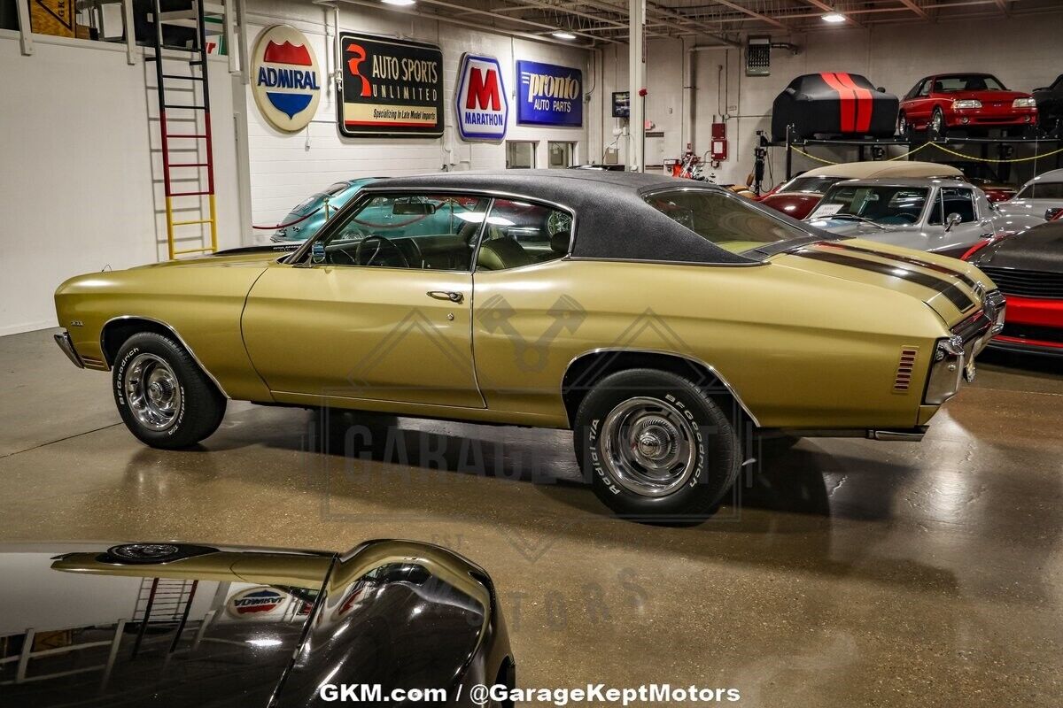 Chevrolet-Chevelle-Coupe-1970-Gold-Gold-158195-11