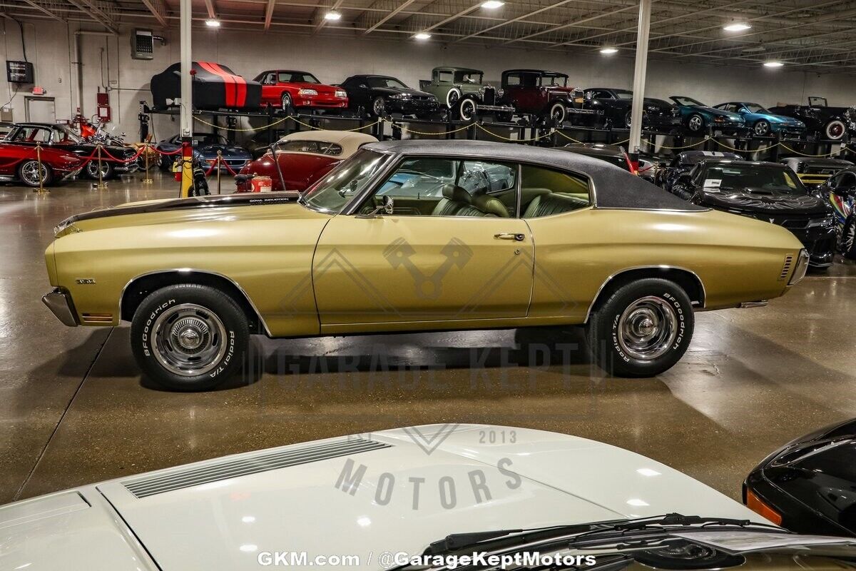 Chevrolet-Chevelle-Coupe-1970-Gold-Gold-158195-9