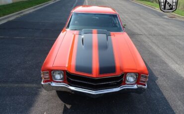 Chevrolet-Chevelle-Coupe-1971-Orange-Black-1508-10