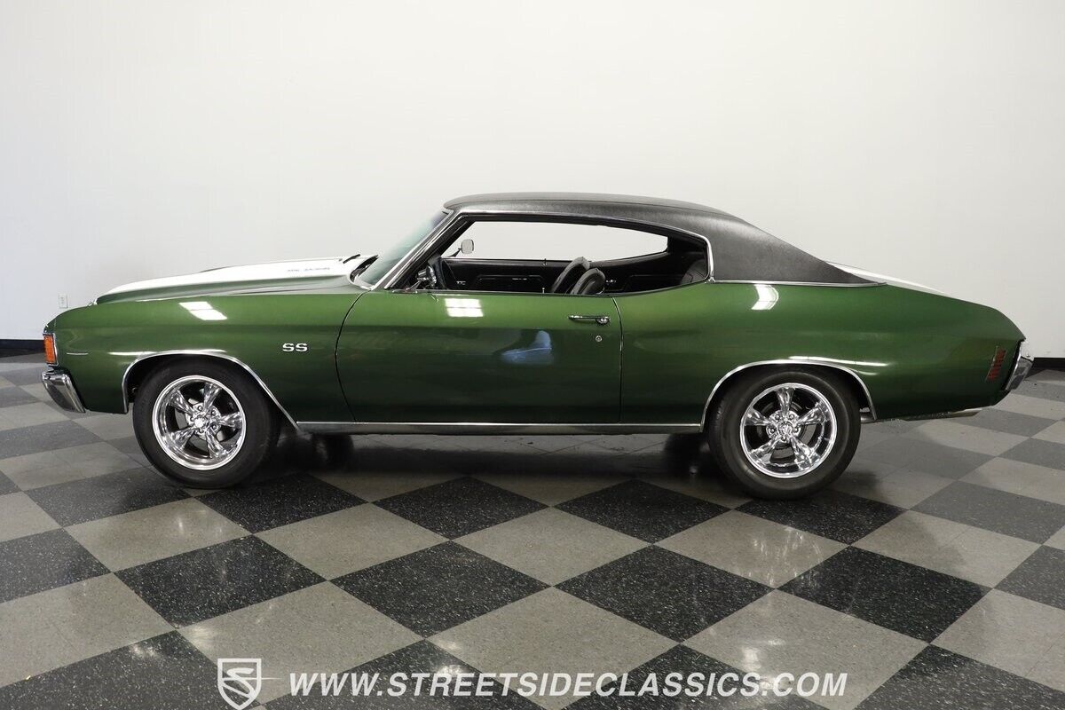 Chevrolet-Chevelle-Coupe-1972-Green-Black-10-2