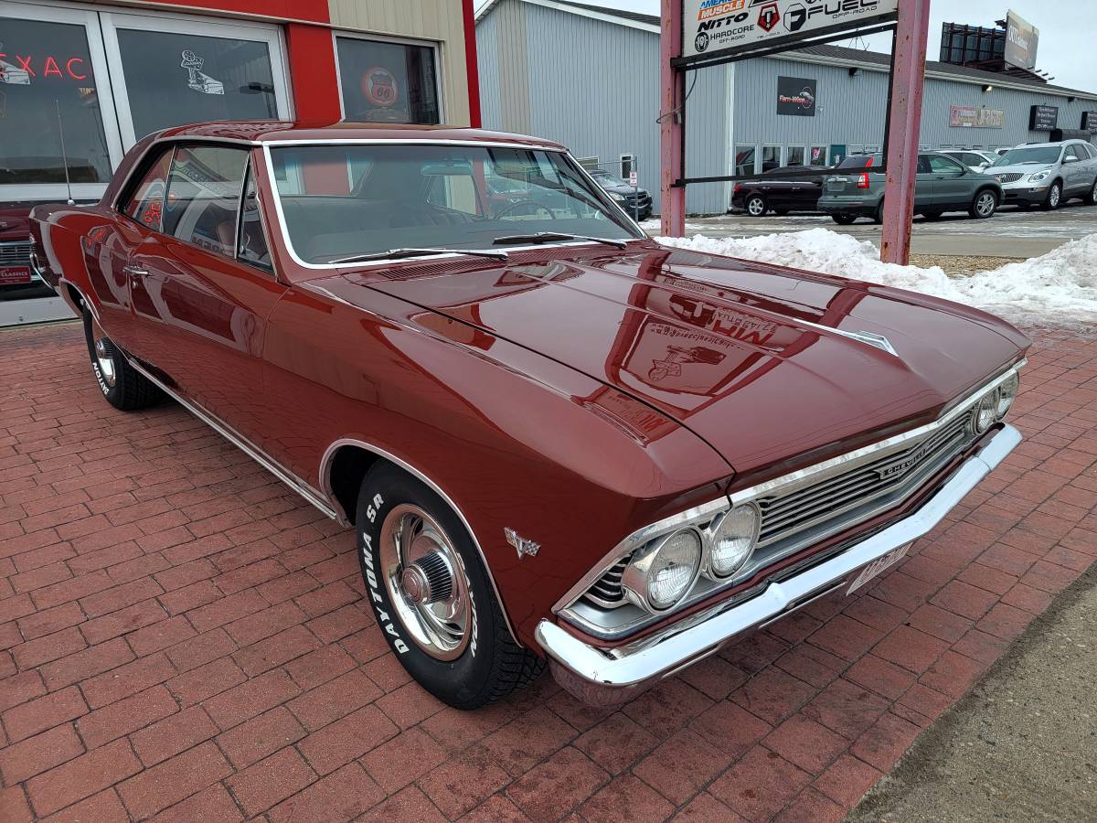 Chevrolet-Chevelle-malibu-1966-4