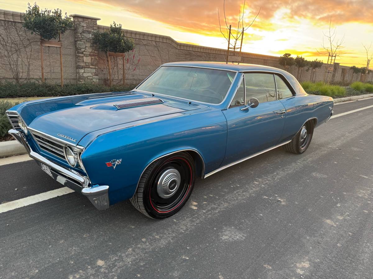 Chevrolet-Chevelle-malibu-1967-11