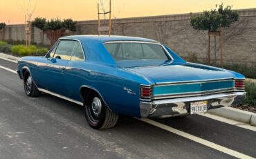 Chevrolet-Chevelle-malibu-1967-8