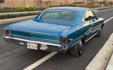 Chevrolet-Chevelle-malibu-1967-9