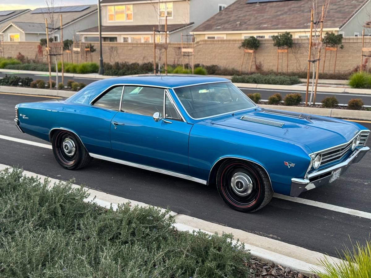 Chevrolet-Chevelle-malibu-1967