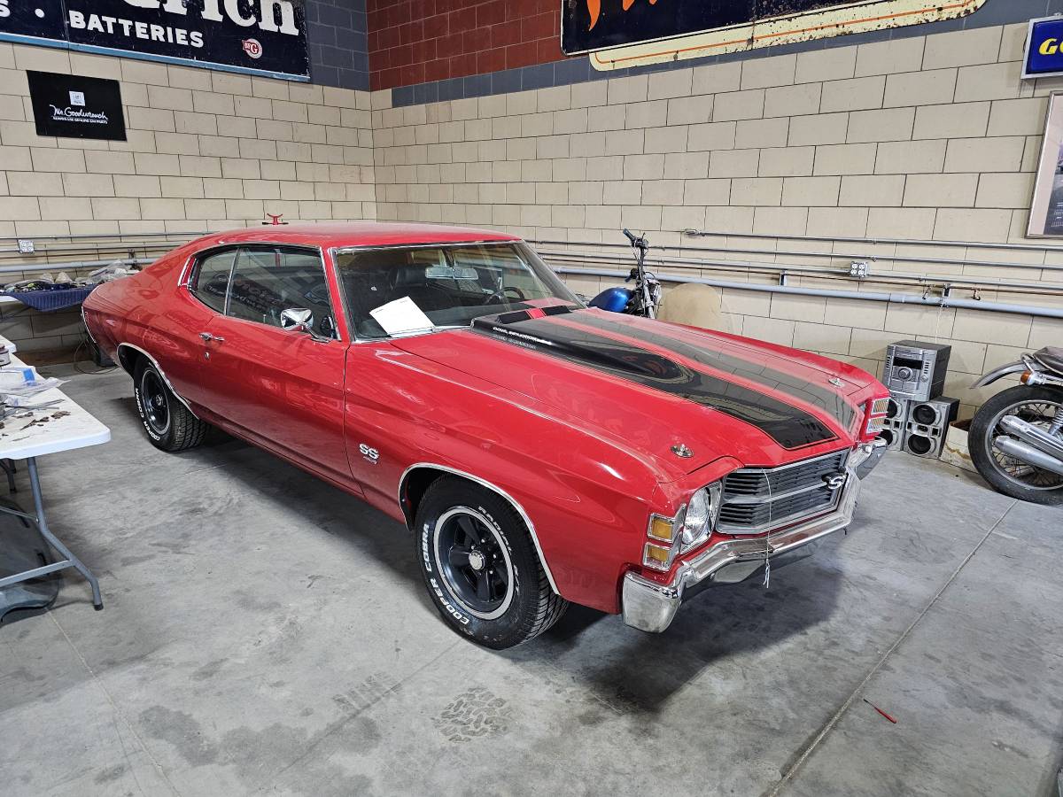 Chevrolet-Chevelle-ss-1971-red-136794