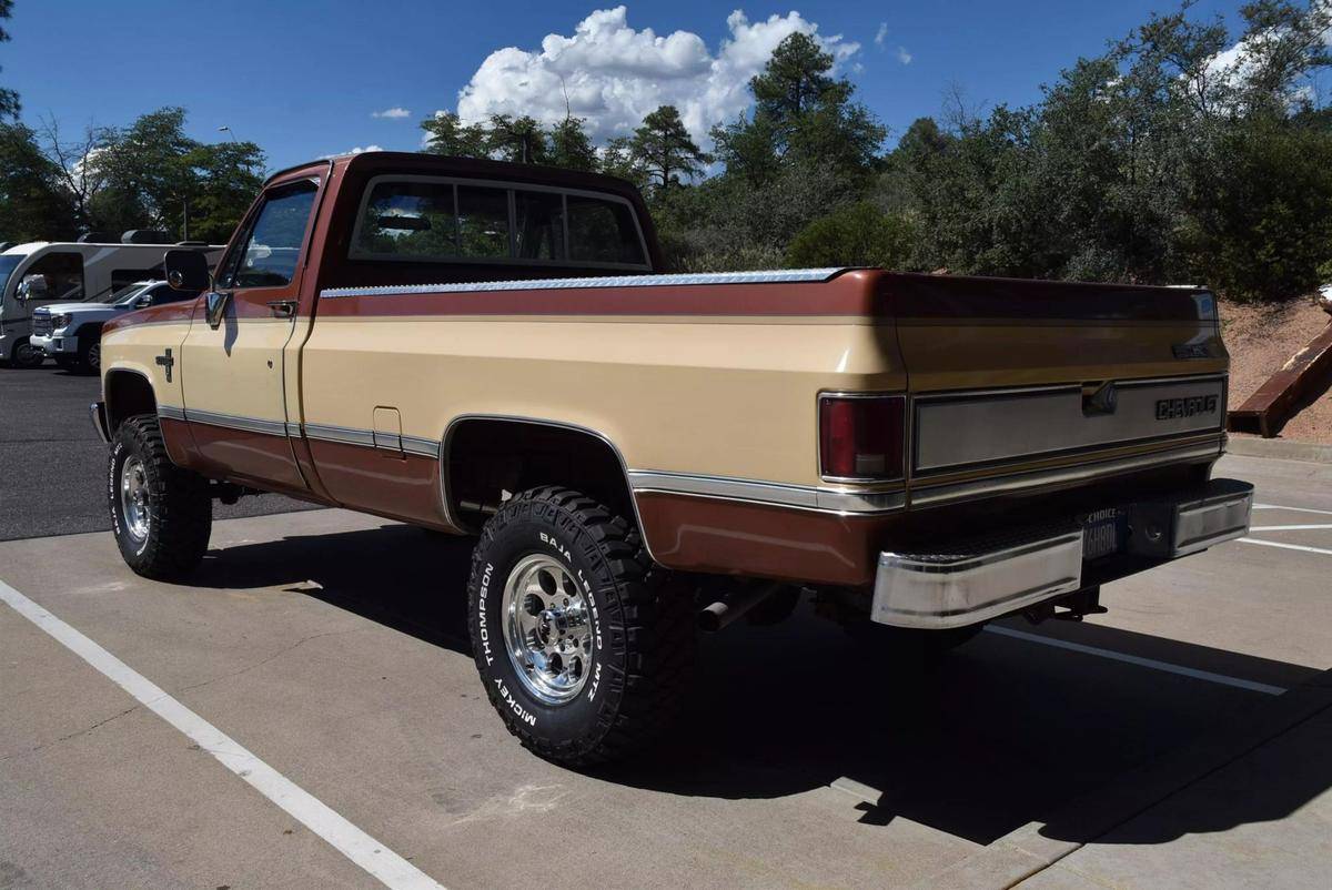 Chevrolet-Chevy-k10-4wd-silverado-diesel-1982-2