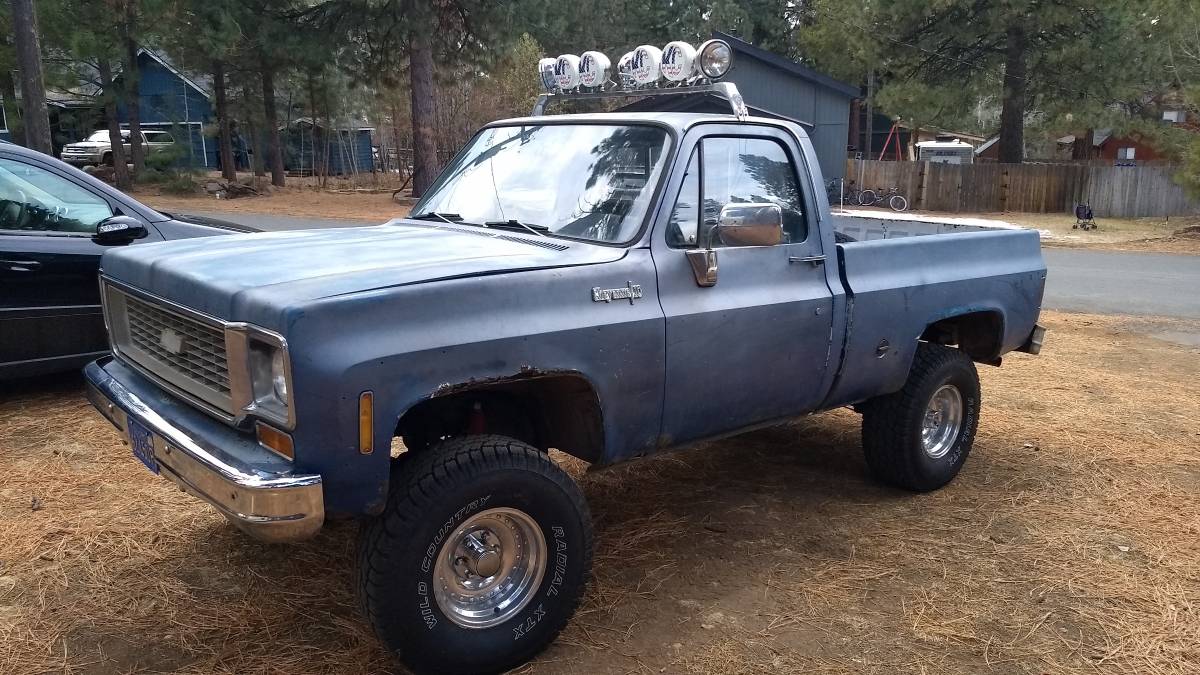 Chevrolet-Cheyenne-1974-blue-85295