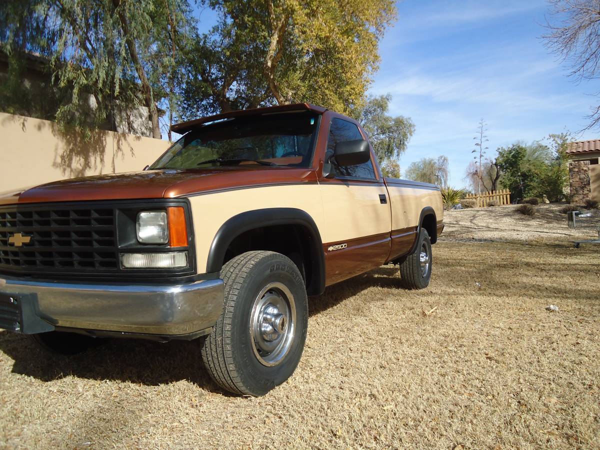 Chevrolet-Cheyenne-ck-2500-silverado-1989-7242-1