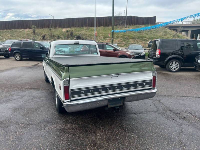 Chevrolet-Ck-10-series-1972-green-27098-12