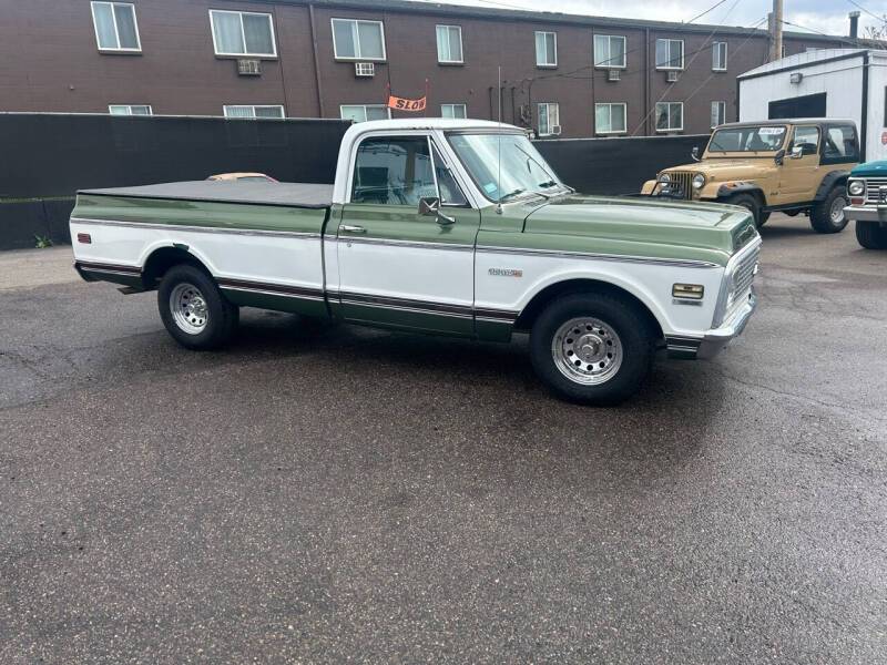 Chevrolet-Ck-10-series-1972-green-27098-22