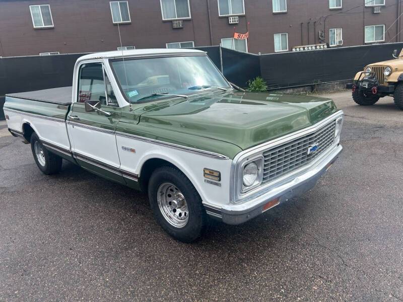 Chevrolet-Ck-10-series-1972-green-27098-23