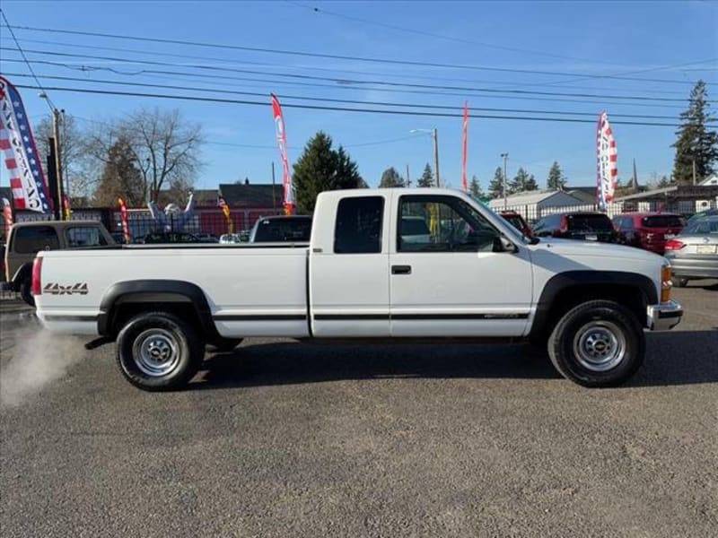 Chevrolet-Ck-2500-series-1995-6