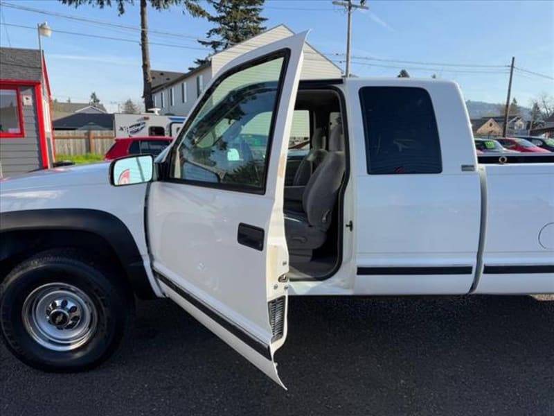 Chevrolet-Ck-2500-series-1995-8