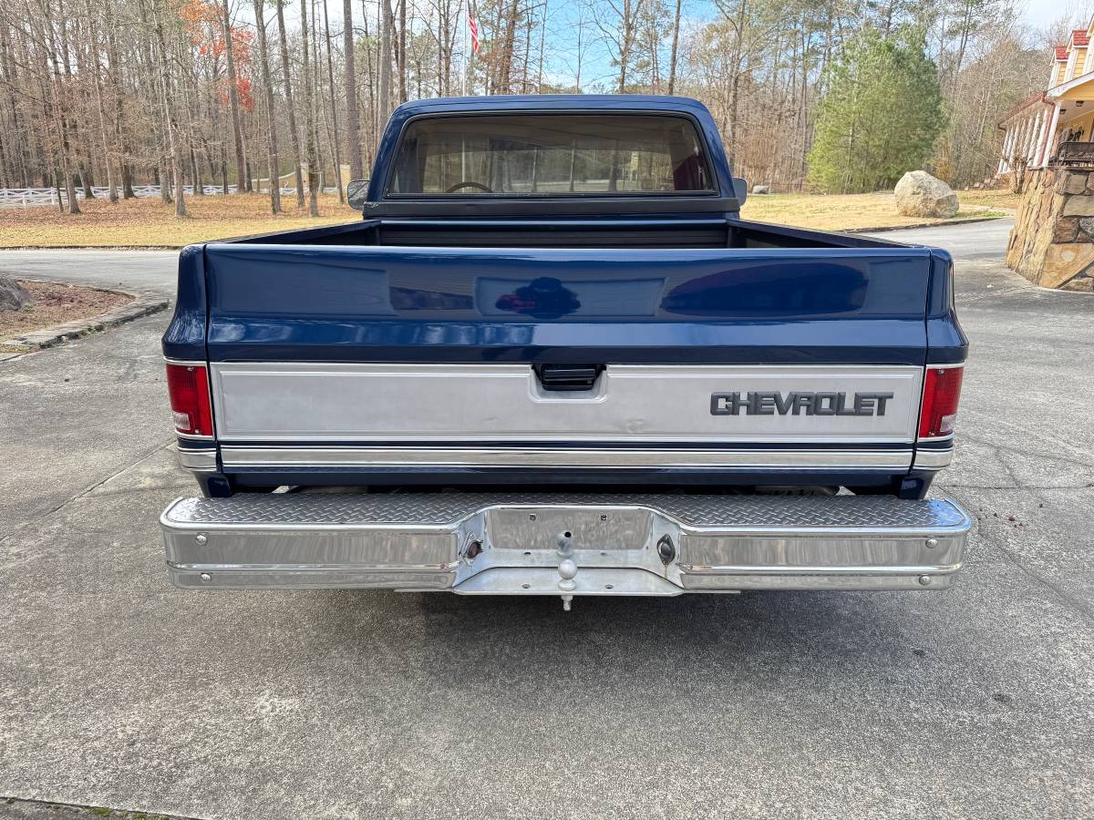 Chevrolet-Ck-pickup-12-ton-1984-blue-2-8