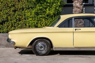 Chevrolet-Corvair-1964-Yellow-Other-Color-0-10