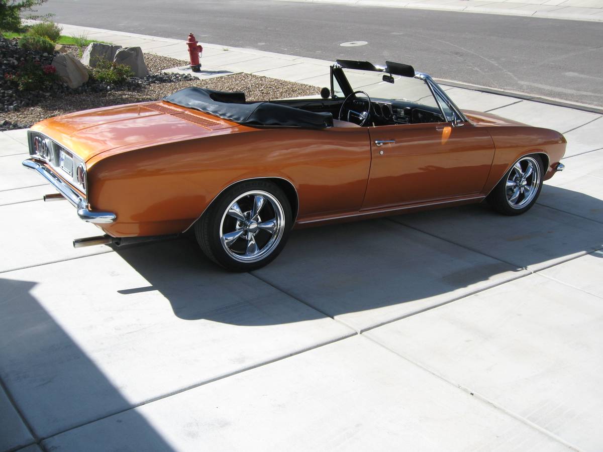 Chevrolet-Corvair-monza-1965-orange-128747