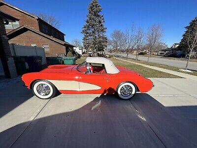 Chevrolet-Corvette-1956-1