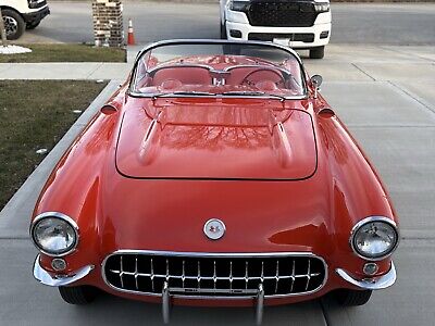 Chevrolet-Corvette-1956-15