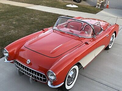 Chevrolet-Corvette-1956-5