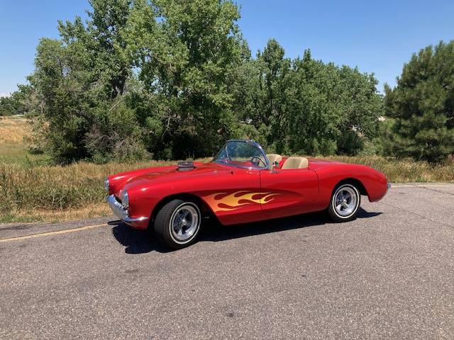 Chevrolet-Corvette-1957