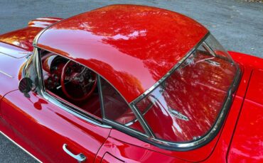 Chevrolet-Corvette-1962-red-137027-7